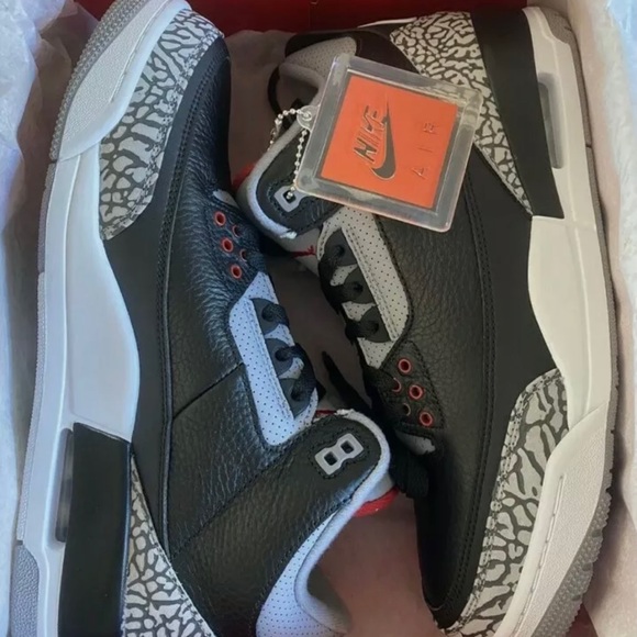 Jordan 3 Black Cement 2018 main image 4